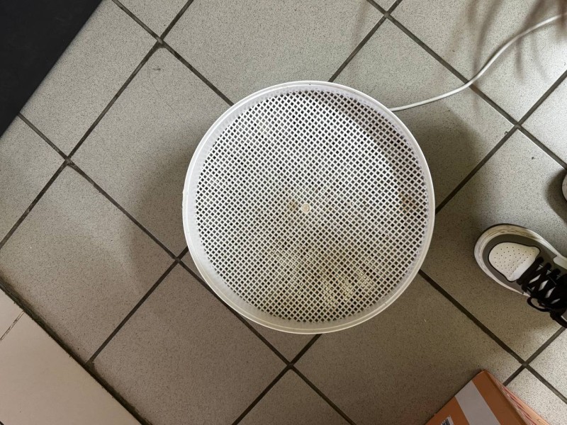 Электросушилка Centek CT-1660, с минимальной эксплуатацией,замена электродвигателя